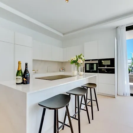 Monte Halcones: Marbella Getaway With Private Pool And Golf Valley Views