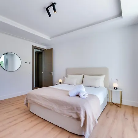 Monte Halcones: Marbella Getaway With Private Pool And Golf Valley Views Benahavis