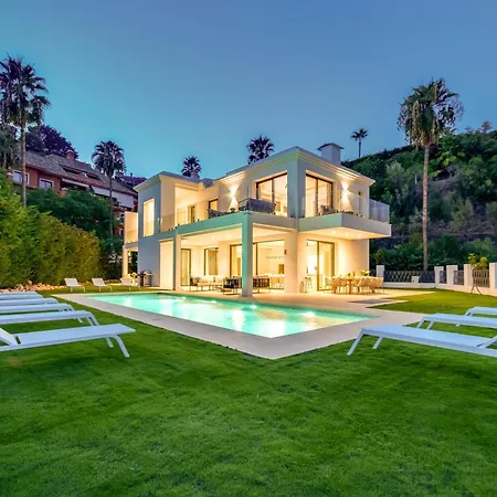 Villa Monte Halcones: Marbella Getaway With Private Pool And Golf Valley Views