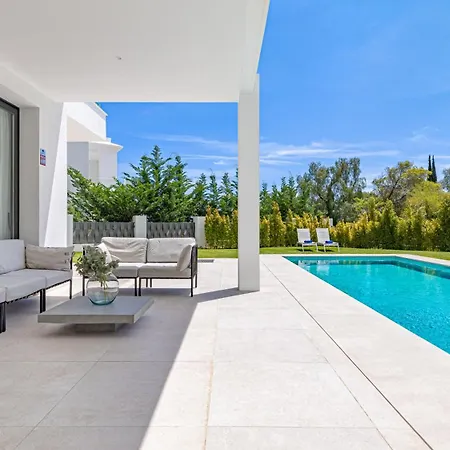 Villa Vacation Marbella I Monte Halcones, Private-pool, Brand-new, Incredible Views, Near Golf Valley